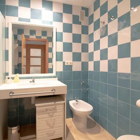 Global Properties, Acogedor Apartamento Con Terraza Y Piscina En Canet Apartment