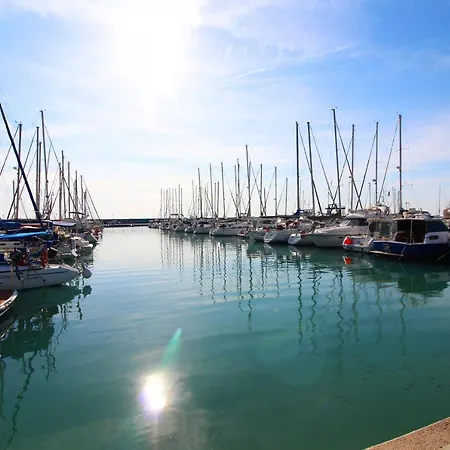 Apartment Global Properties, Acogedor Apartamento Con Terraza Y Piscina En Canet *